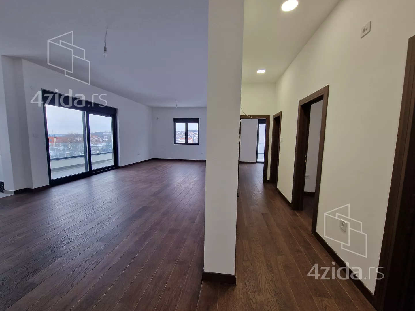 Četvorosoban stan | 4zida