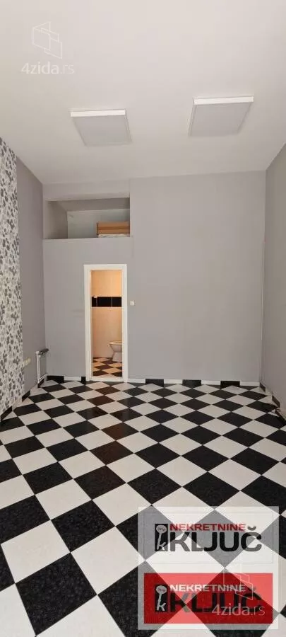 Lokal | 4zida