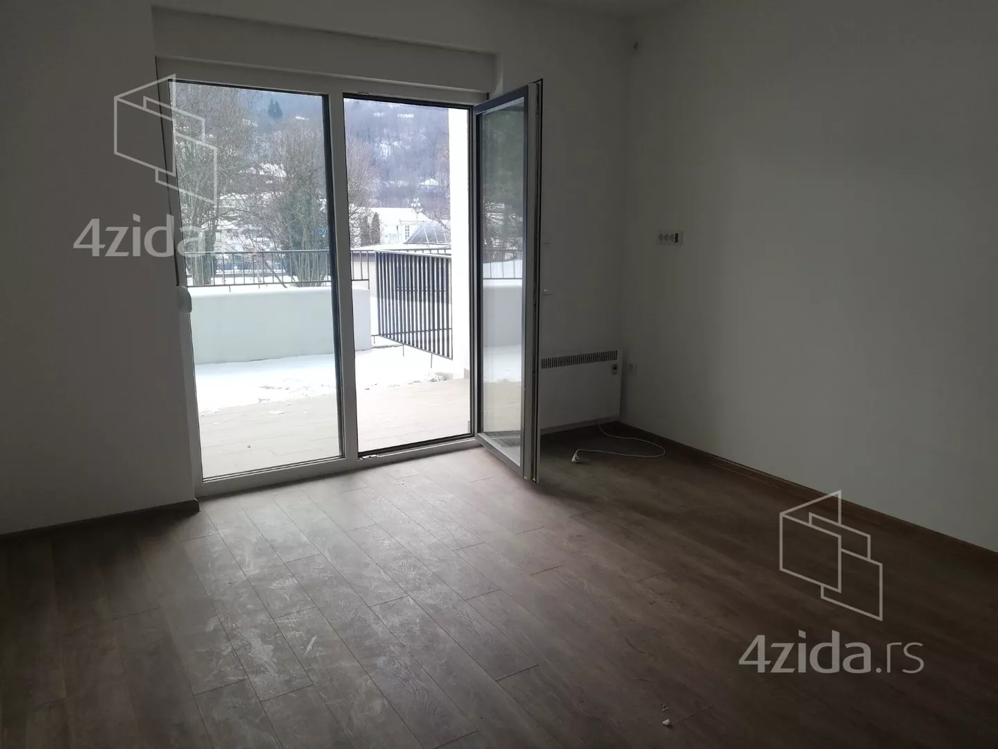 Garsonjera | 4zida