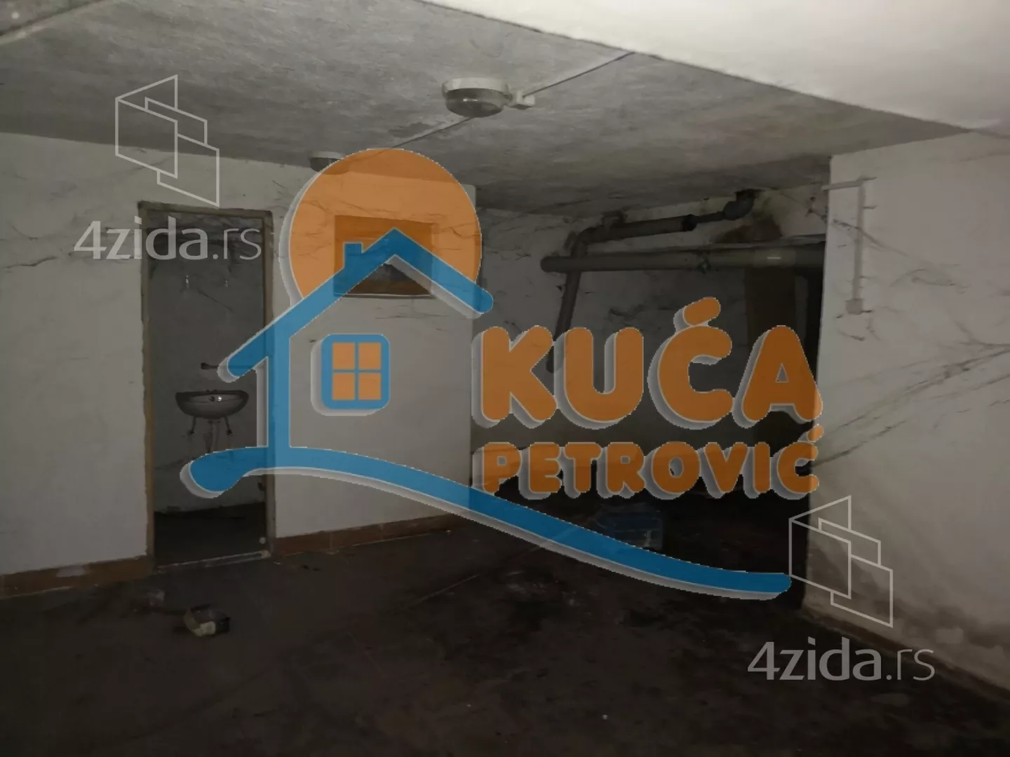 Lokal | 4zida