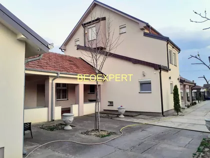 Čenta | 4zida.rs