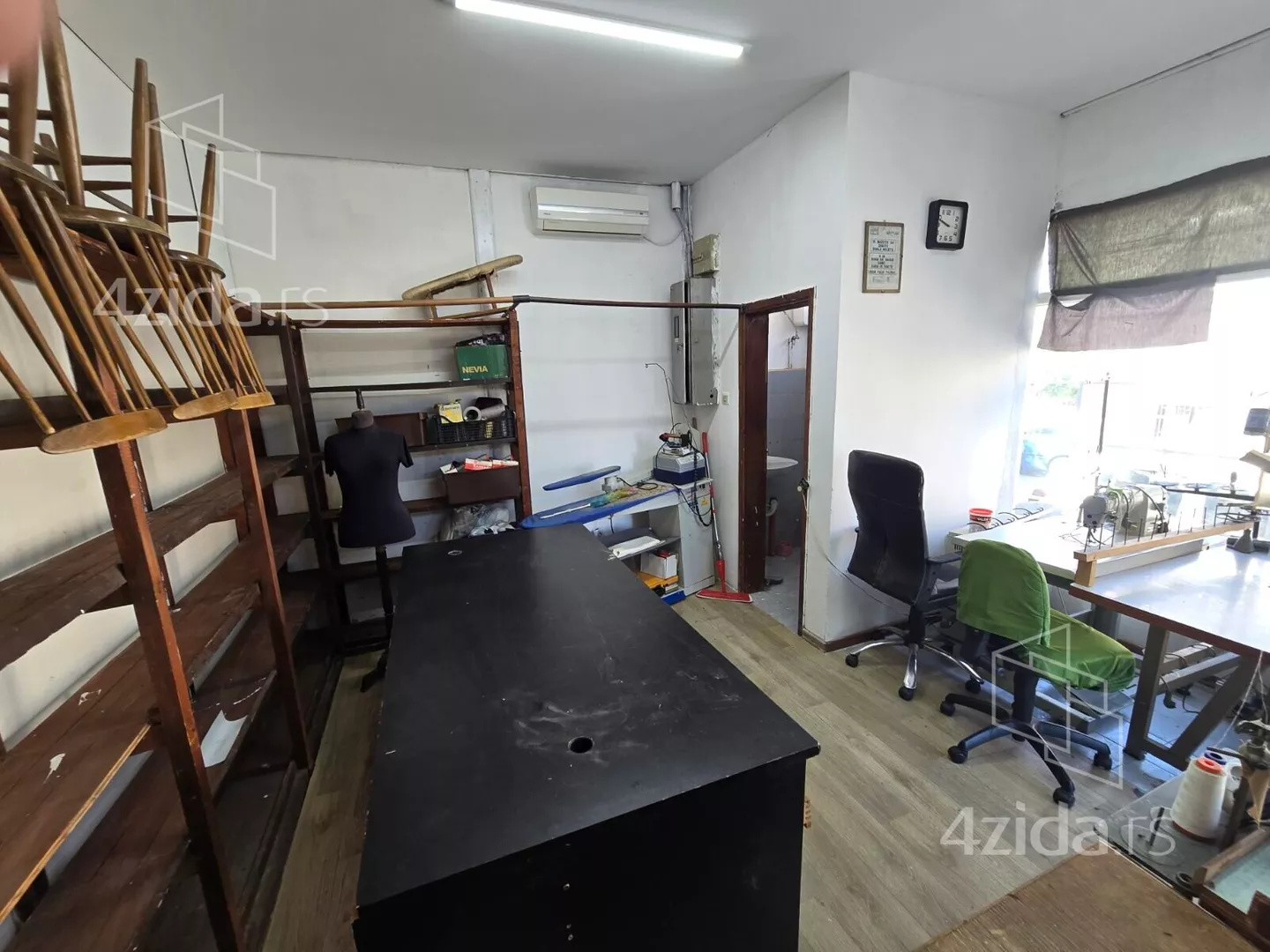 Lokal | 4zida