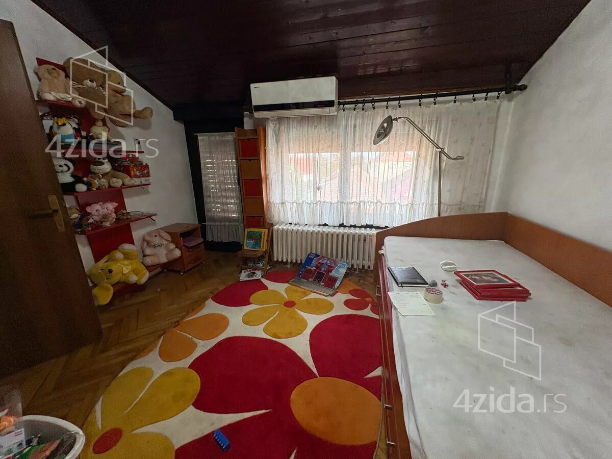 3-etažna kuća | 4zida