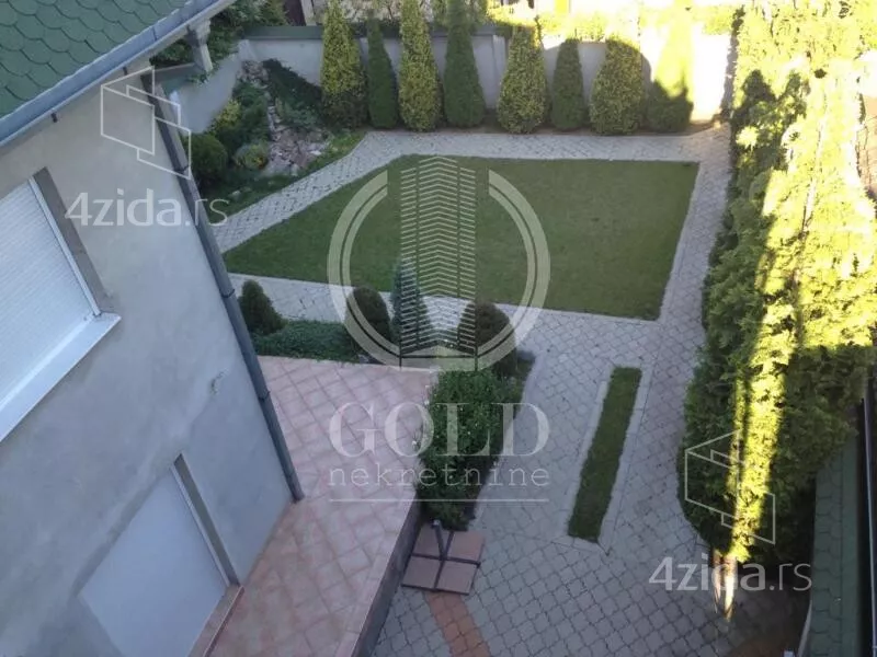 4-etažna kuća | 4zida