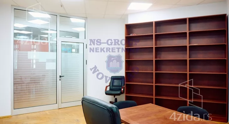 Poslovni prostor | 4zida