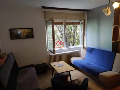 Pariske Komune | 4zida.rs
