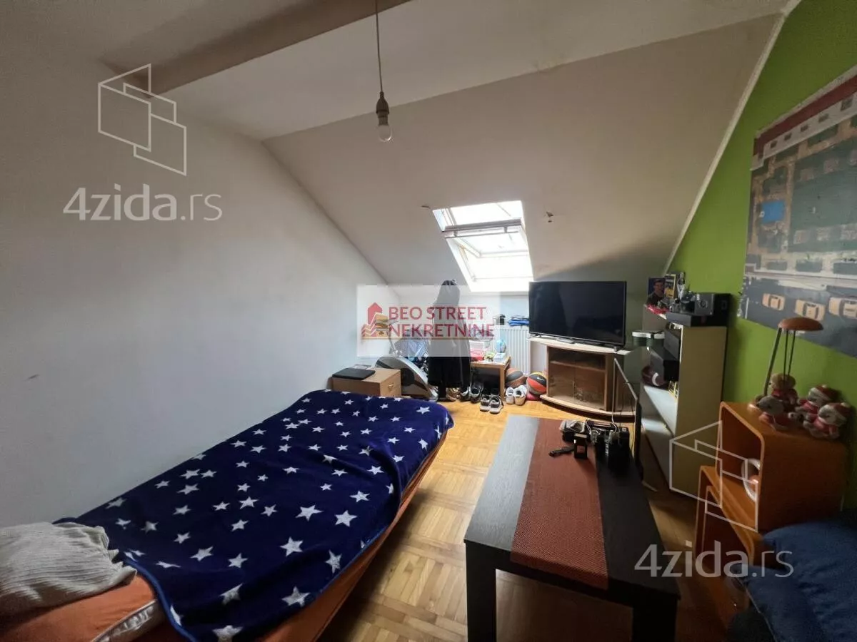 Troiposoban stan | 4zida