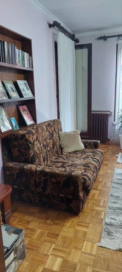 Ismeta Mujezinovića | 4zida.rs