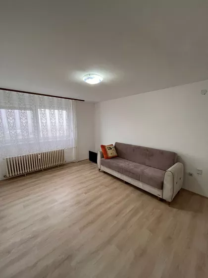 Bajnatska 68 | 4zida.rs