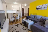 Dom Zdravlja, Medijana, Gradske lokacije, Niš | 4zida.rs | 4zida.rs