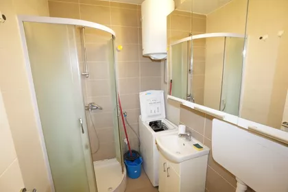 Blok 11c - Stari Merkator | 4zida.rs