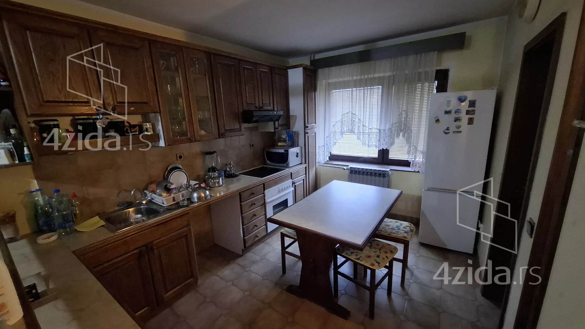 3-etažna kuća | 4zida