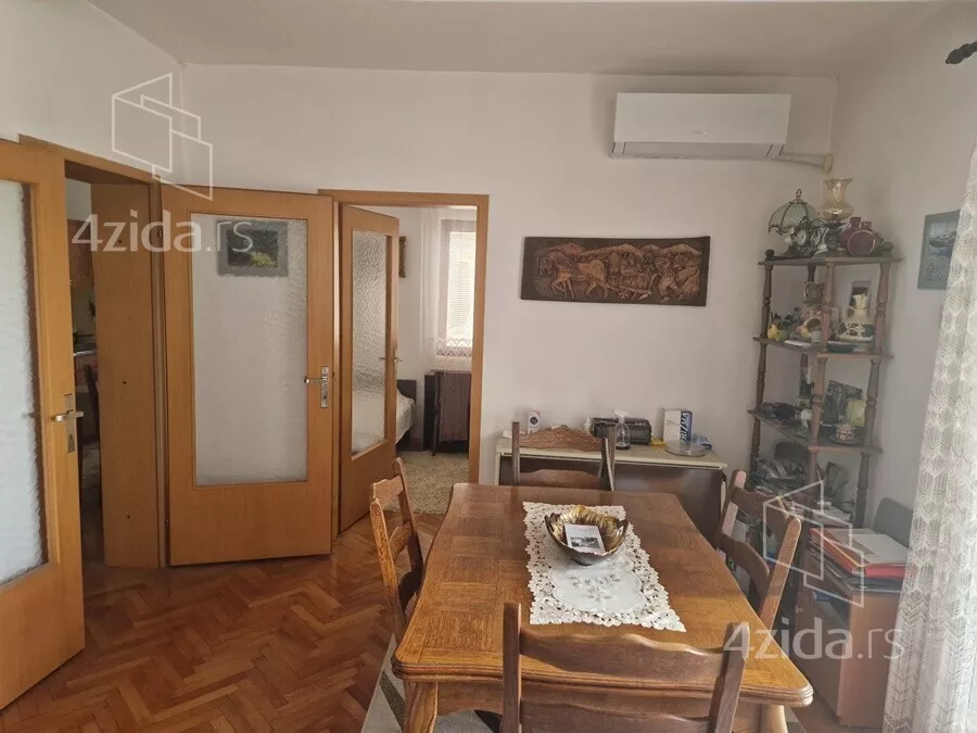 3-etažna kuća | 4zida