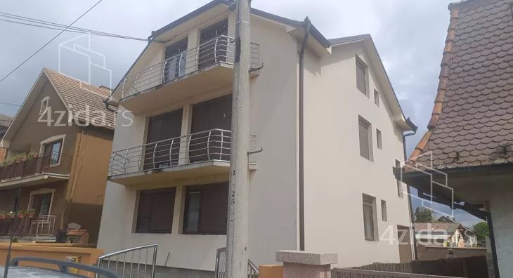 3-etažna kuća | 4zida