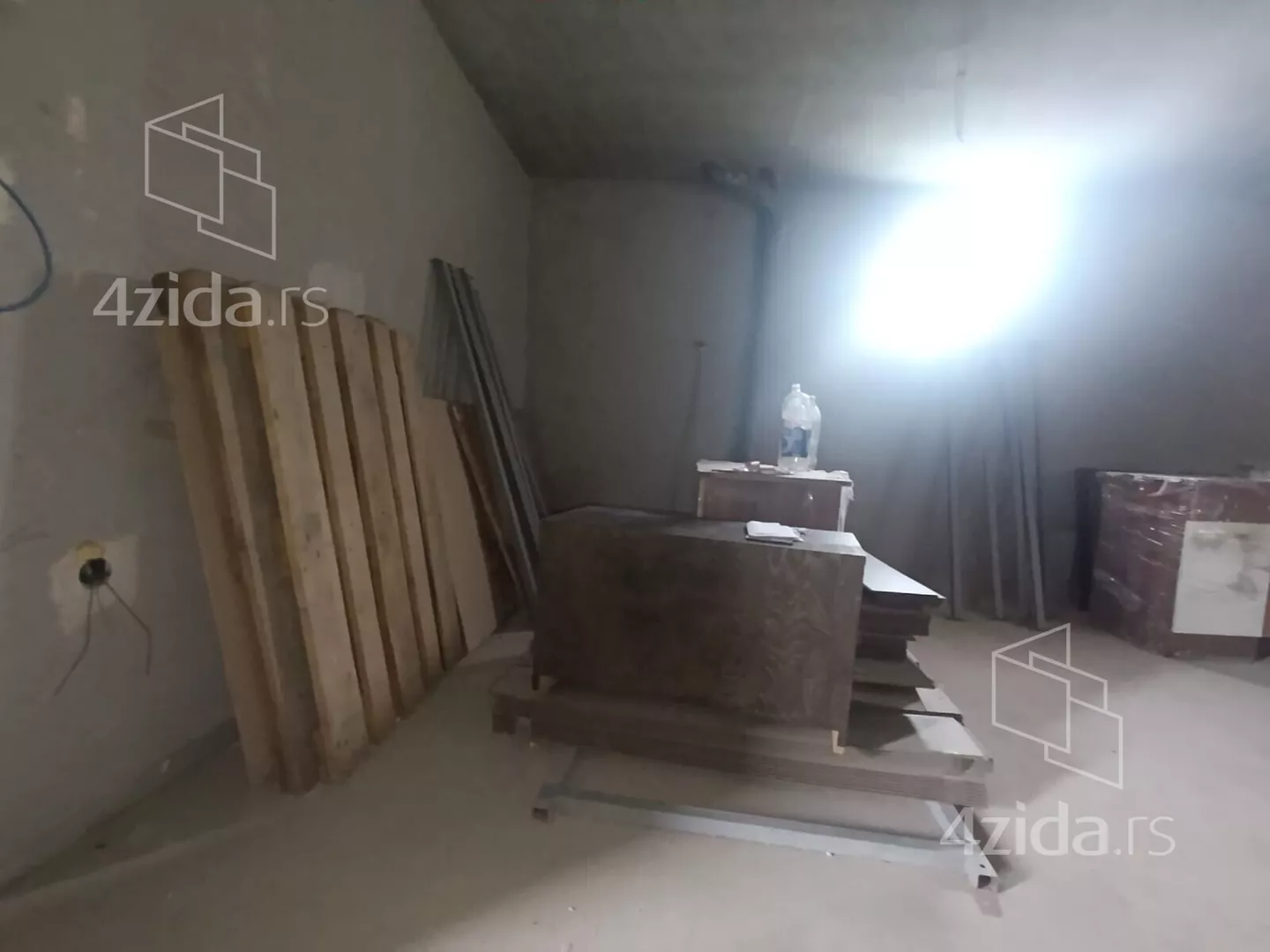 Garaža | 4zida