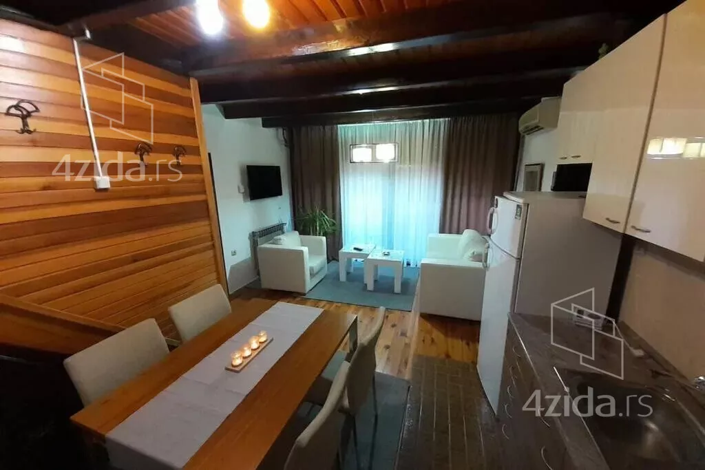 4-etažna kuća | 4zida