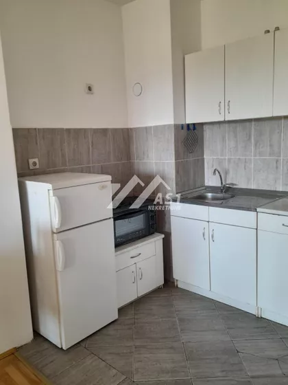 Bulevar Cara Lazara | 4zida.rs