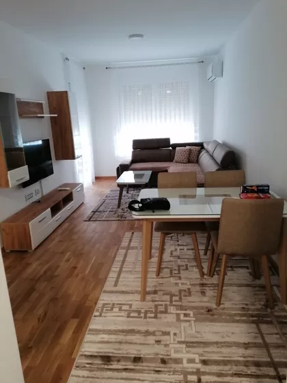 Devet Jugovića | 4zida.rs