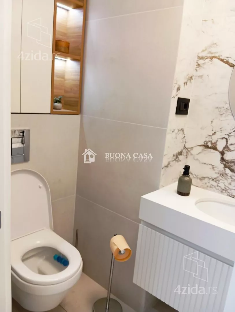 Petosoban stan | 4zida