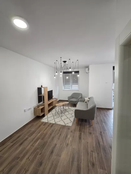 Žarka Zrenjanina 3A | 4zida.rs