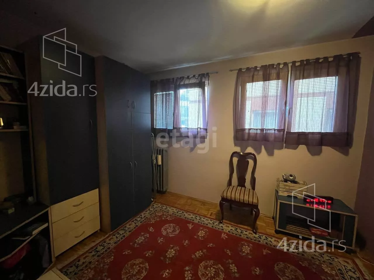 Troiposoban stan | 4zida