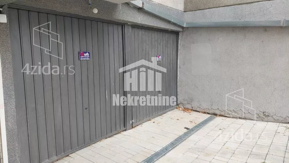 Garaža | 4zida
