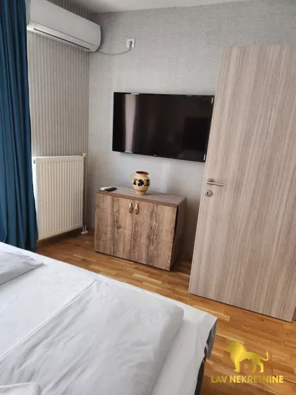 GROZDE GAJIŠIN | 4zida.rs