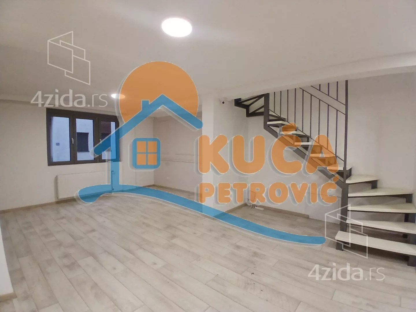 Lokal | 4zida