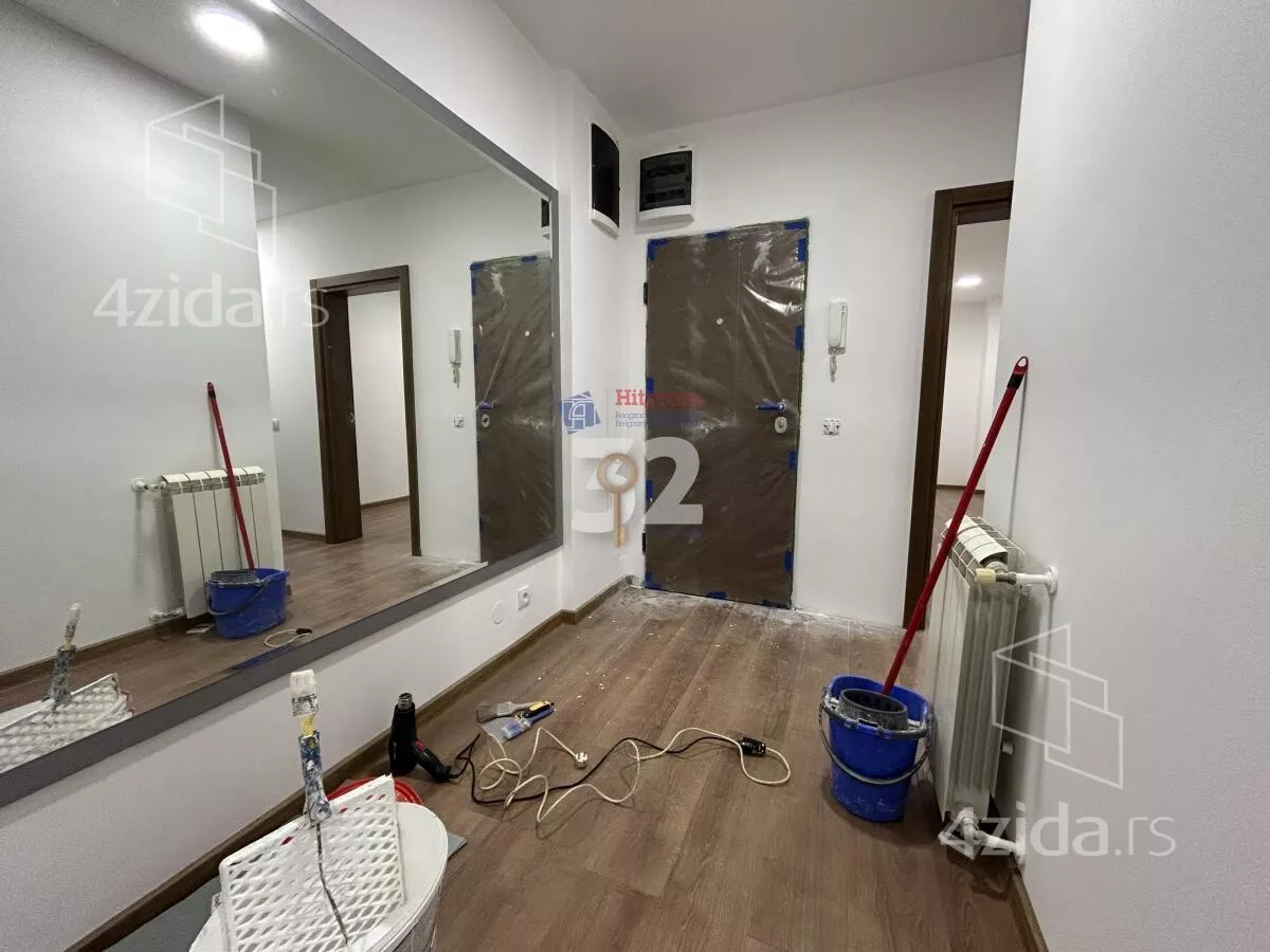 Četvoroiposoban stan | 4zida