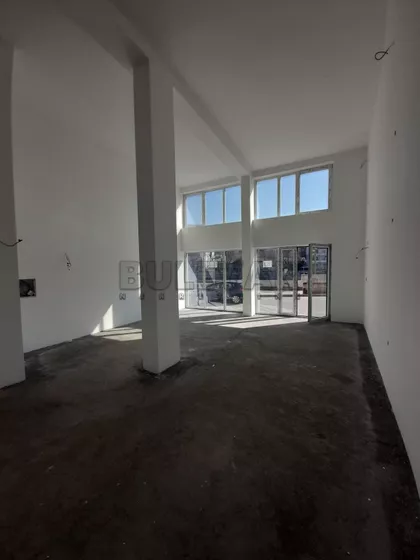 Cetinjska | 4zida.rs