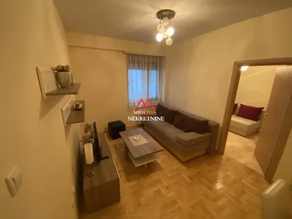Lovćenska | 4zida.rs