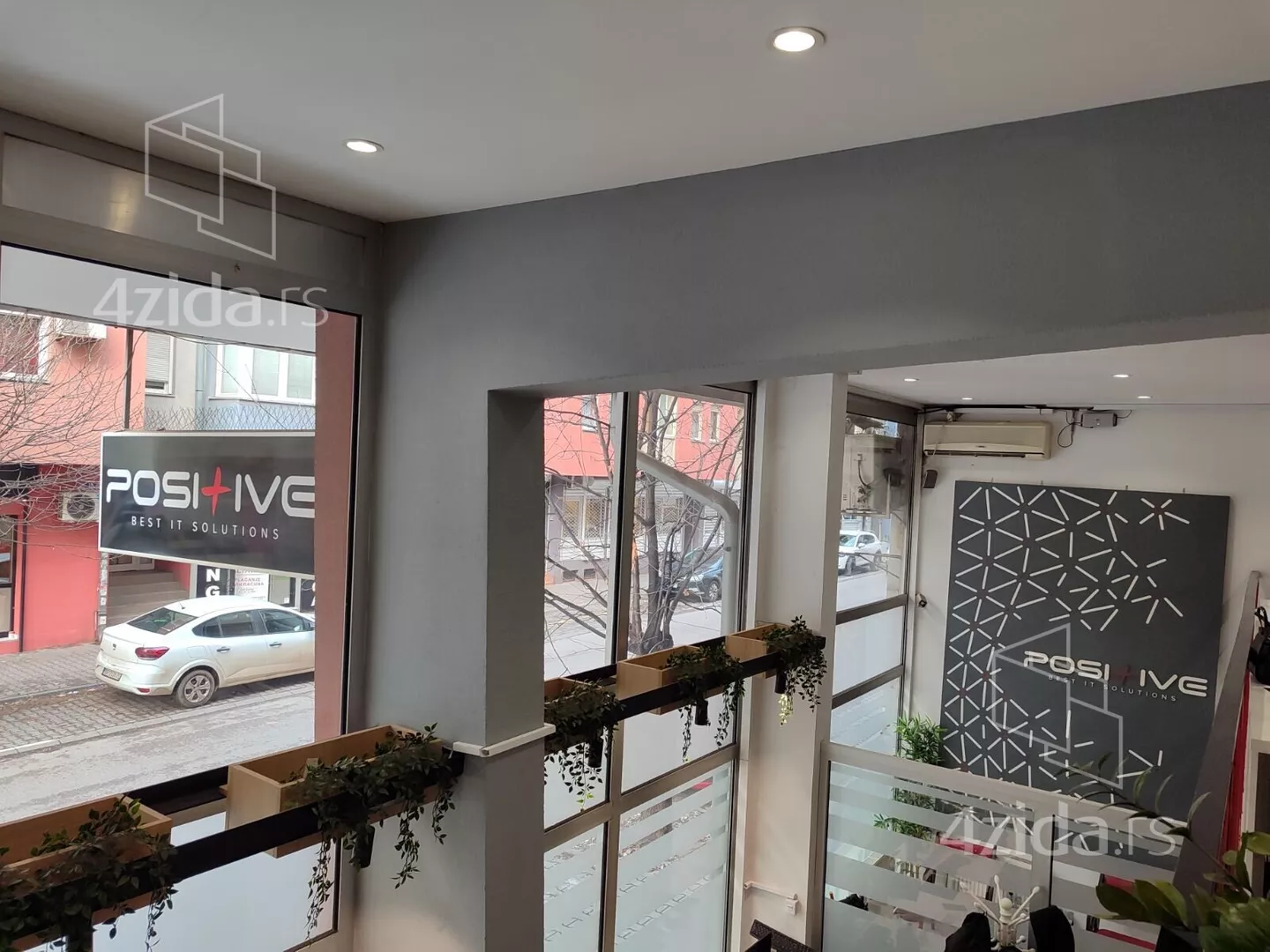 Poslovni prostor | 4zida
