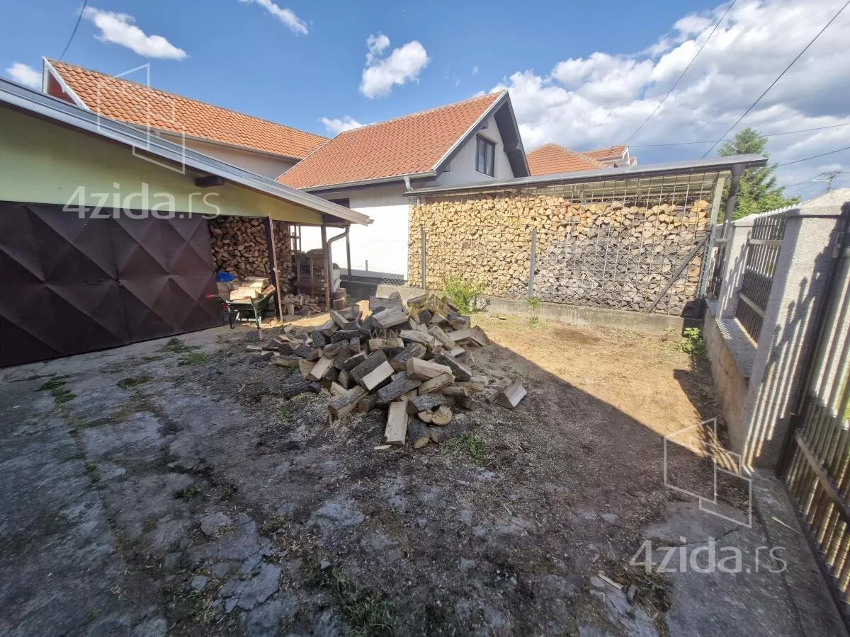 Kuća | 4zida