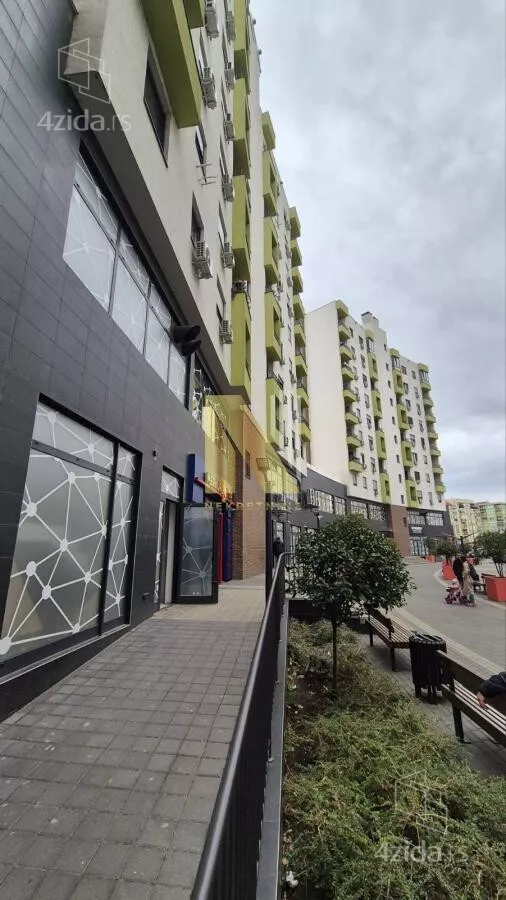 Poslovni prostor | 4zida