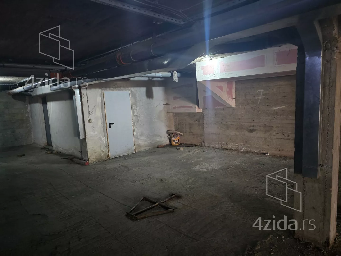 Garaža | 4zida