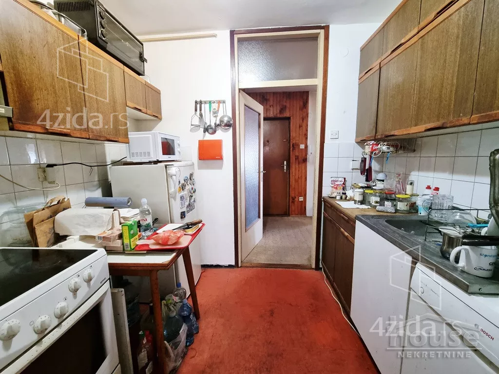 Troiposoban stan | 4zida