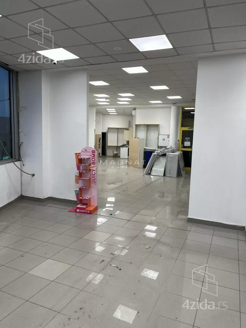 Poslovni prostor | 4zida
