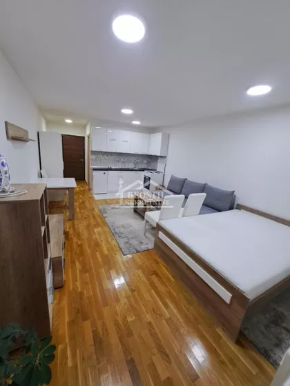 Dragana Rakića | 4zida.rs