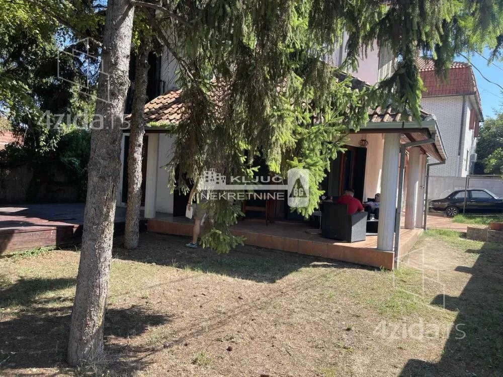 Kuća | 4zida