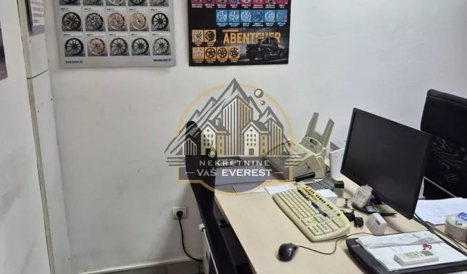 Poslovni prostor | 4zida