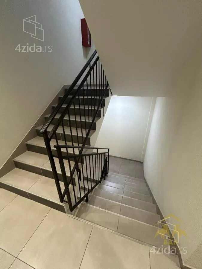 Garsonjera | 4zida