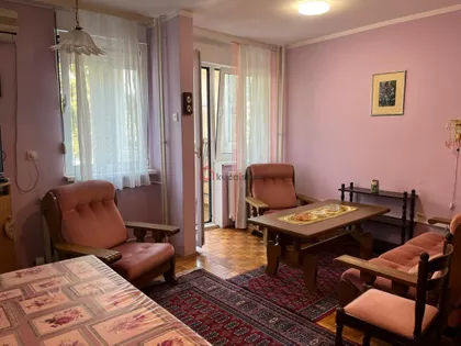 Crveni Krst Vračar | 4zida.rs