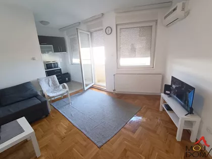 Bulevar Patrijarha Pavla (Somborski Bulevar) | 4zida.rs