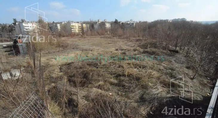 Plac | 4zida