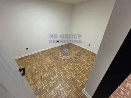 Cara Dušana | 4zida.rs