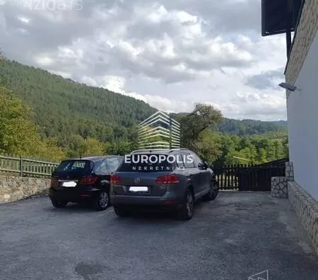 4-etažna kuća | 4zida