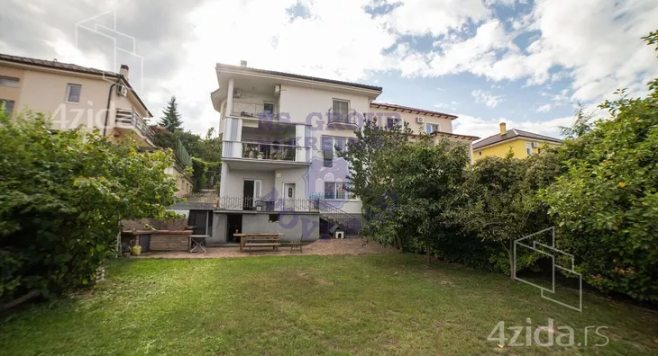 3-etažna kuća | 4zida