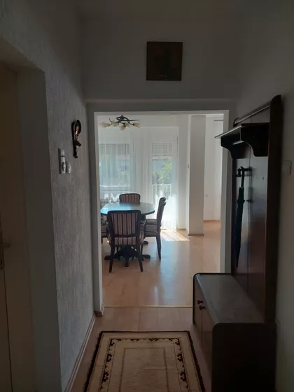 Mali Bajmok | 4zida.rs