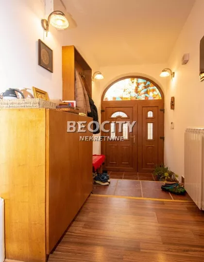 Mladih gorana | 4zida.rs