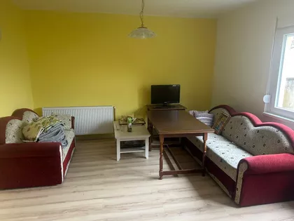 Prvomajska | 4zida.rs